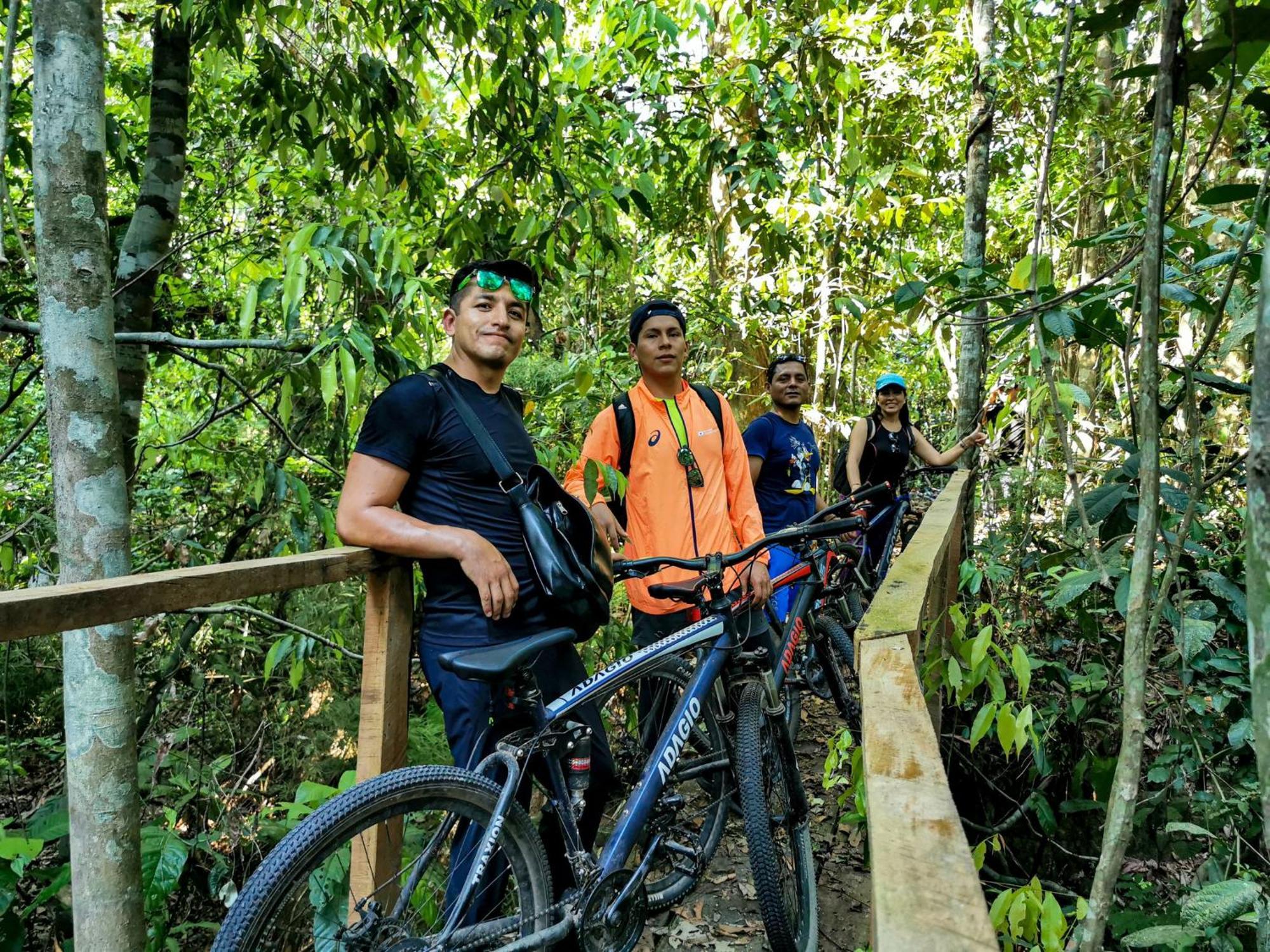 马尔多纳多港 Castana Amazon Park旅舍 外观 照片